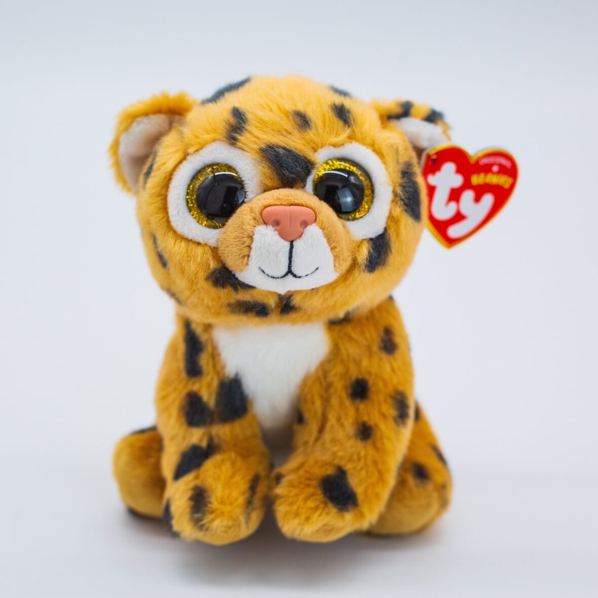 Big Eyes Cheetah Soft Stuffed Plush Toy  - World of plushies