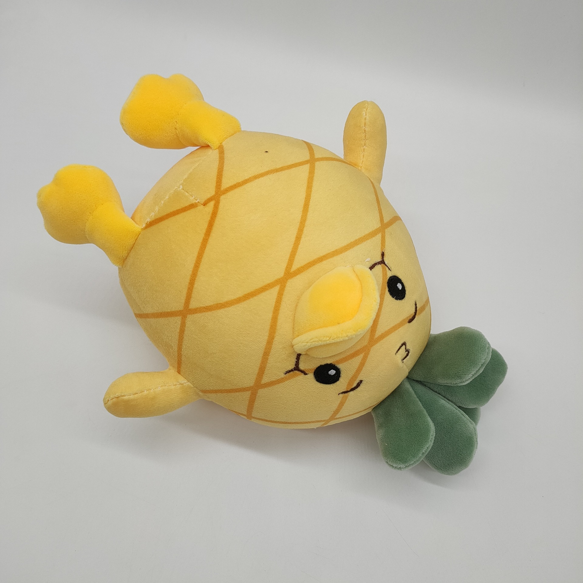 27CM Kawaii Georgie Plush Toy Pineapple Duck Soft Stuffed Animal Plush Pillow Doll Children's Birthday Gift Toy Wholesale