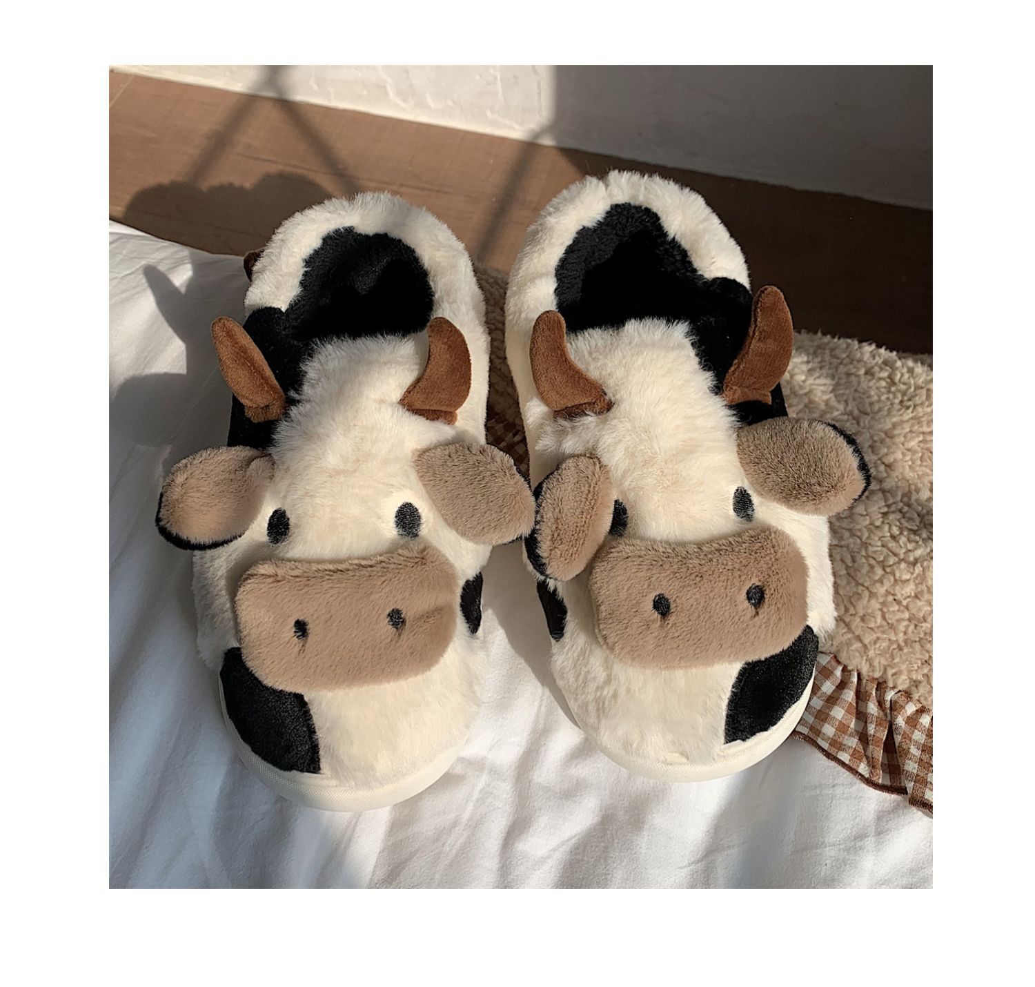 Soft Cute Girly Heart All-inclusive with Cow Cotton Slippers Women Winter Non-slip Warm Home Shoes