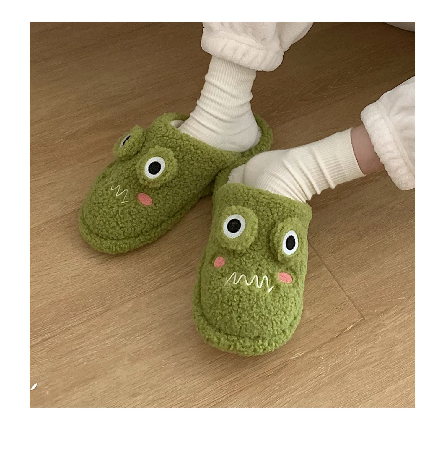 New girl heart cotton slippers female autumn and winter cartoon cute frog knot plush non-slip indoor confinement shoes household