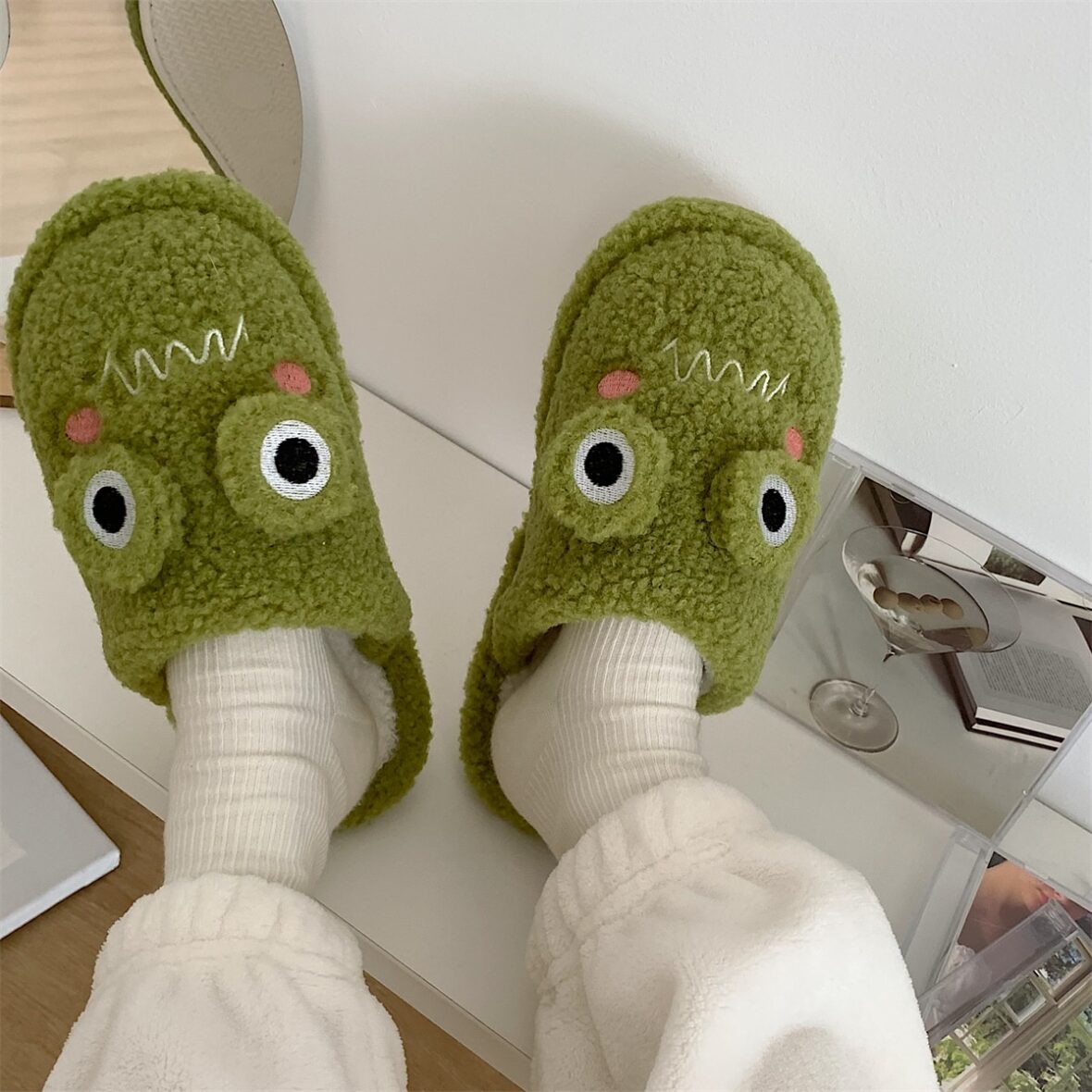 Frog Knot Soft Stuffed Plush Slippers