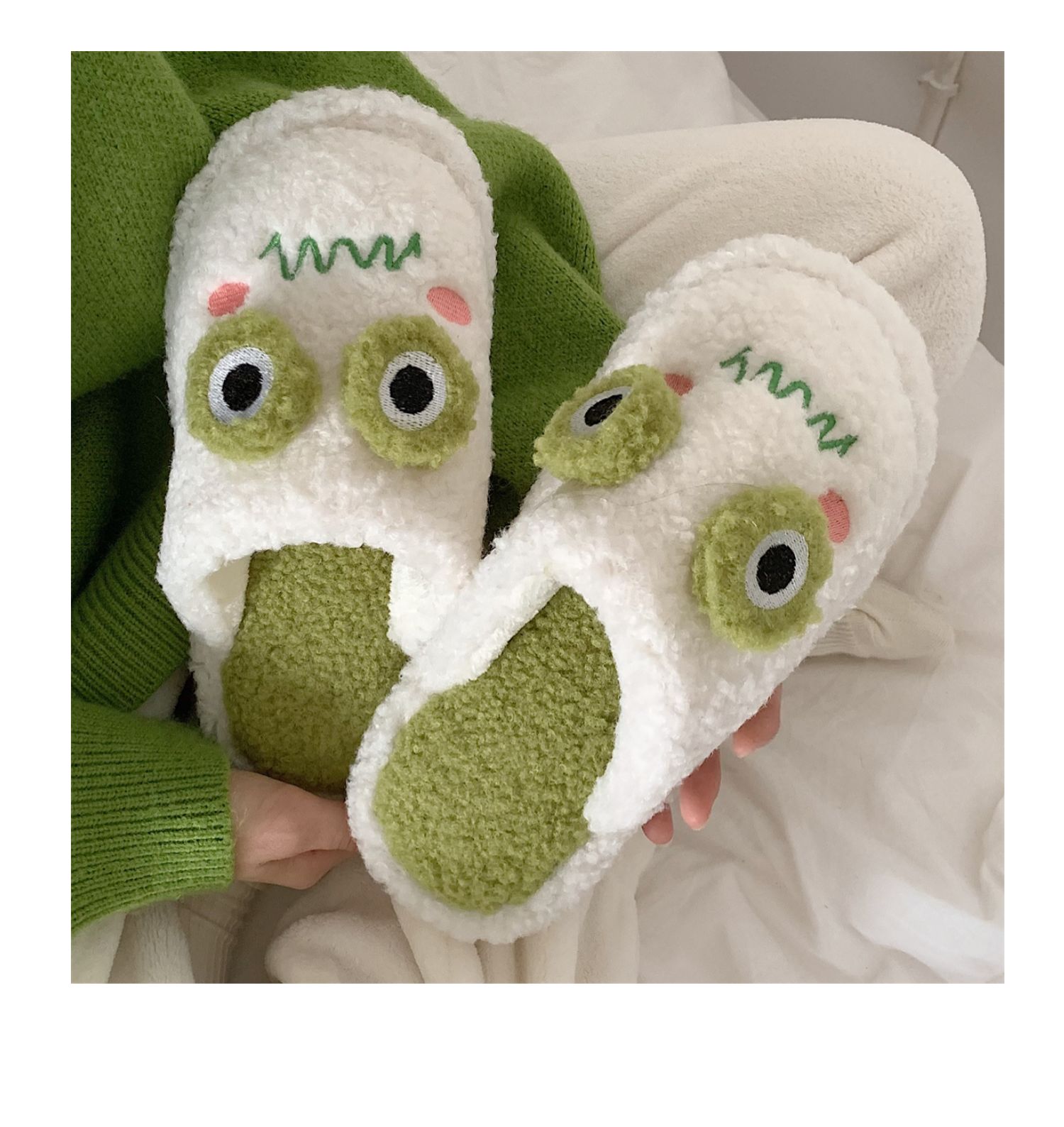 New girl heart cotton slippers female autumn and winter cartoon cute frog knot plush non-slip indoor confinement shoes household