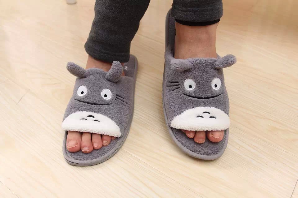 New Cute Totoro Cartoon Winter Plush Couple Shoes Lovely Home Floor Non-slip Bedroom Keep Warm Soft Slipper Women Men Slippers