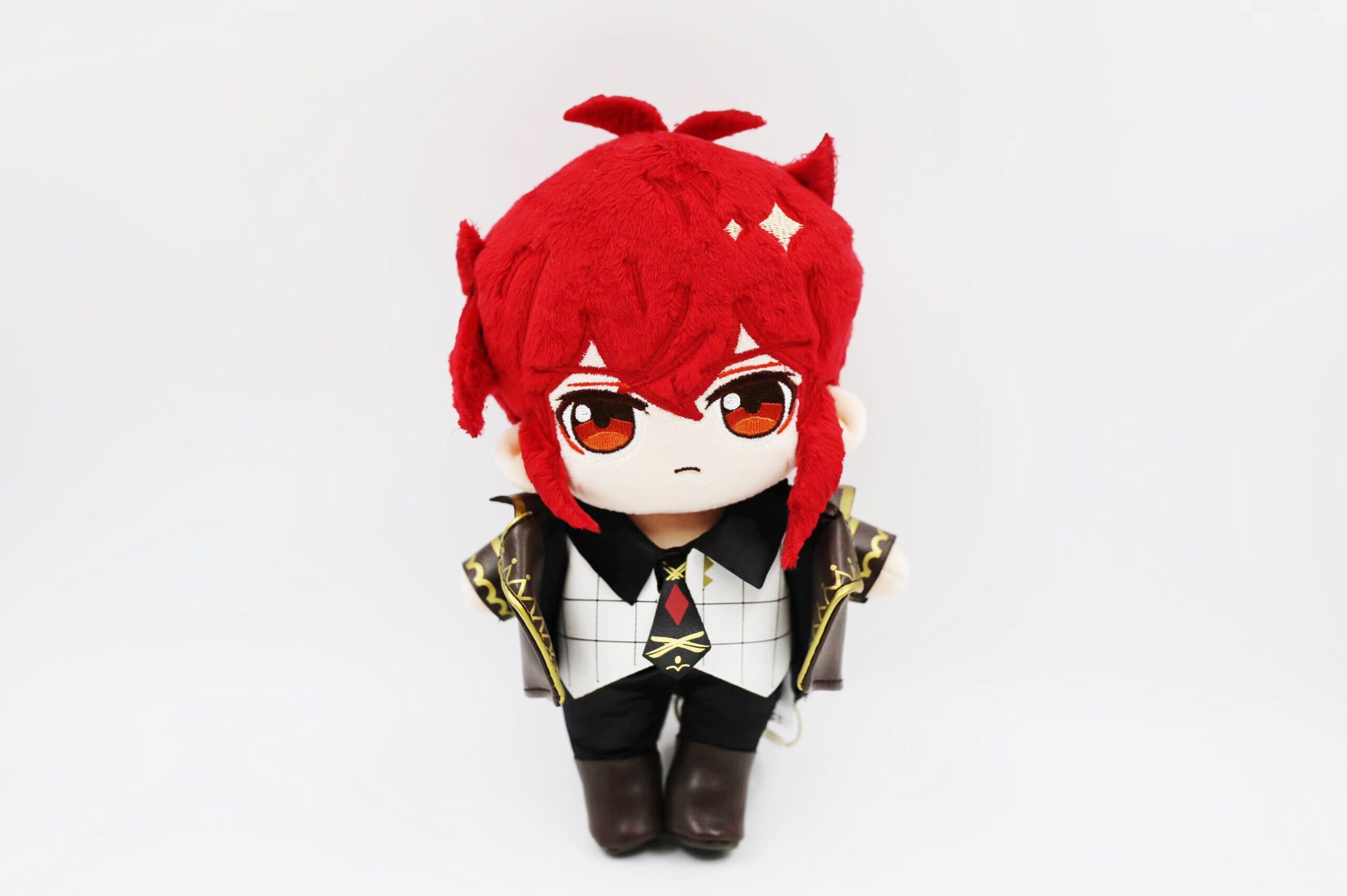 Genshin Impact Diluc Plush 9"/23cm Plushie Doll With 20cm Doll Clothes Anime Plush - Uoozii