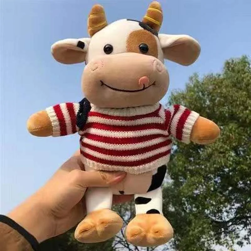 26cm Cartoon Milk Cow With Sweater Soft Stuffed Plush Toy