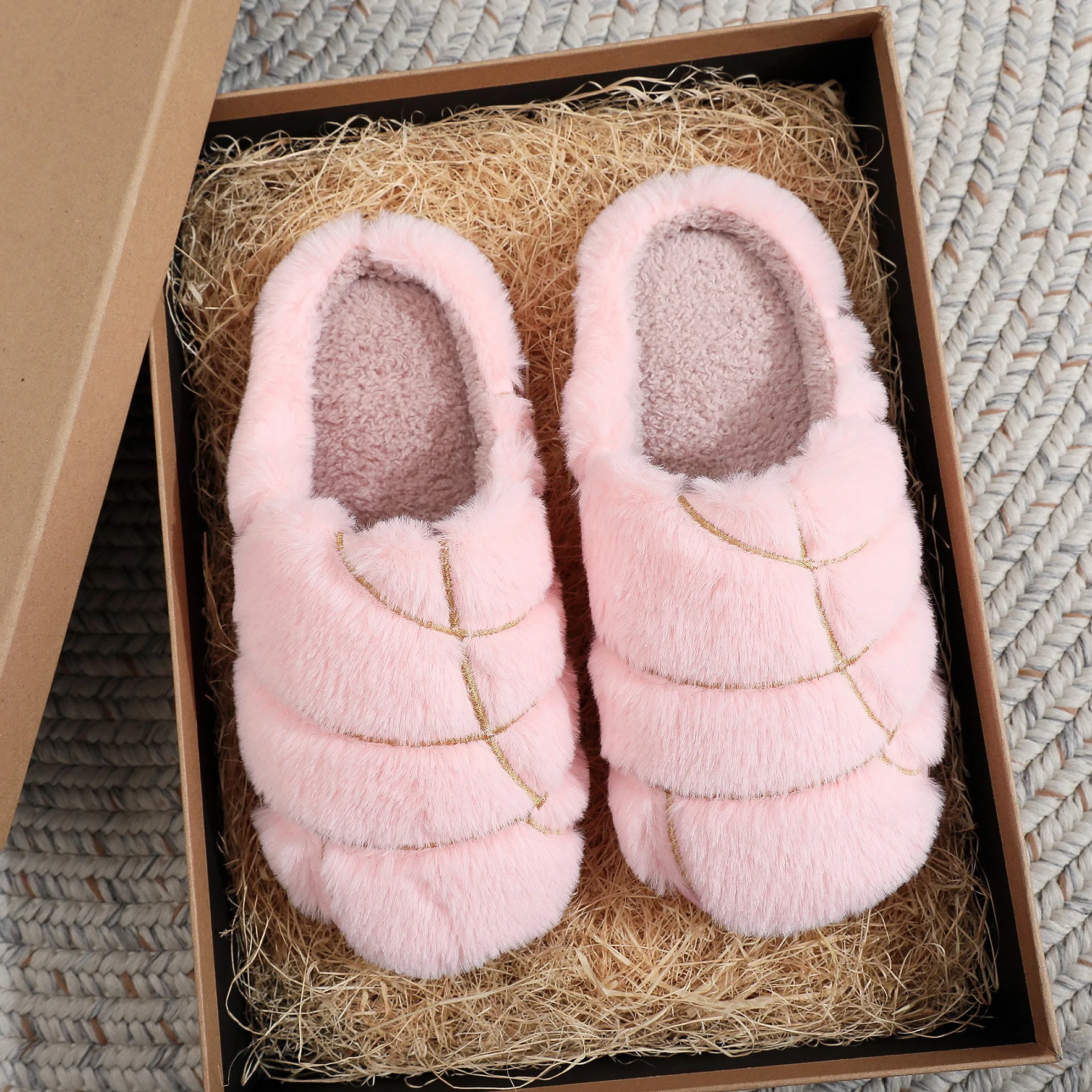 Concha Plush Slippers Concha Plush Slippers
