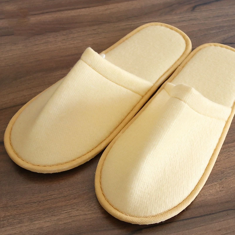 5 Pairs Of Luxurious Plush Slippers 5 Pairs Of Luxurious Plush Slippers