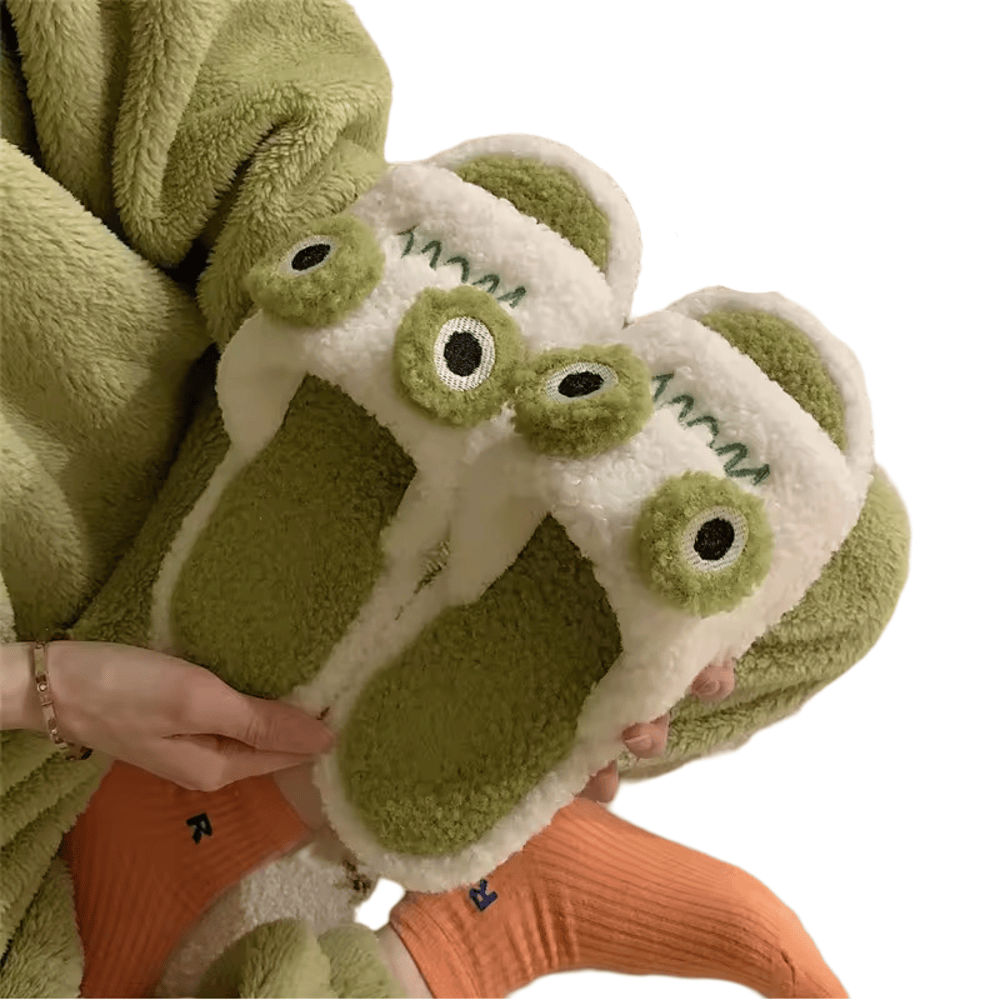 Cartoon Frog Plush Slippers For Women