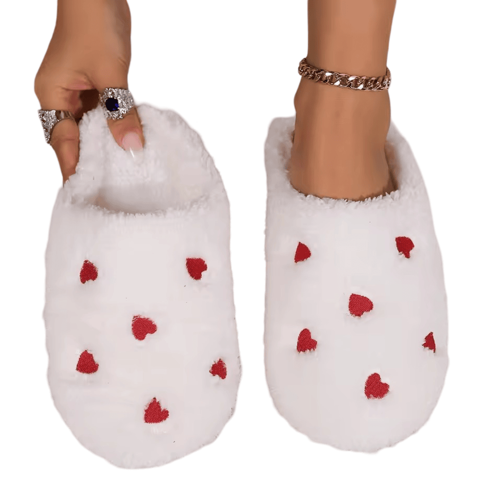 White Heart Pattern Soft Slippers White Heart Pattern Soft Slippers